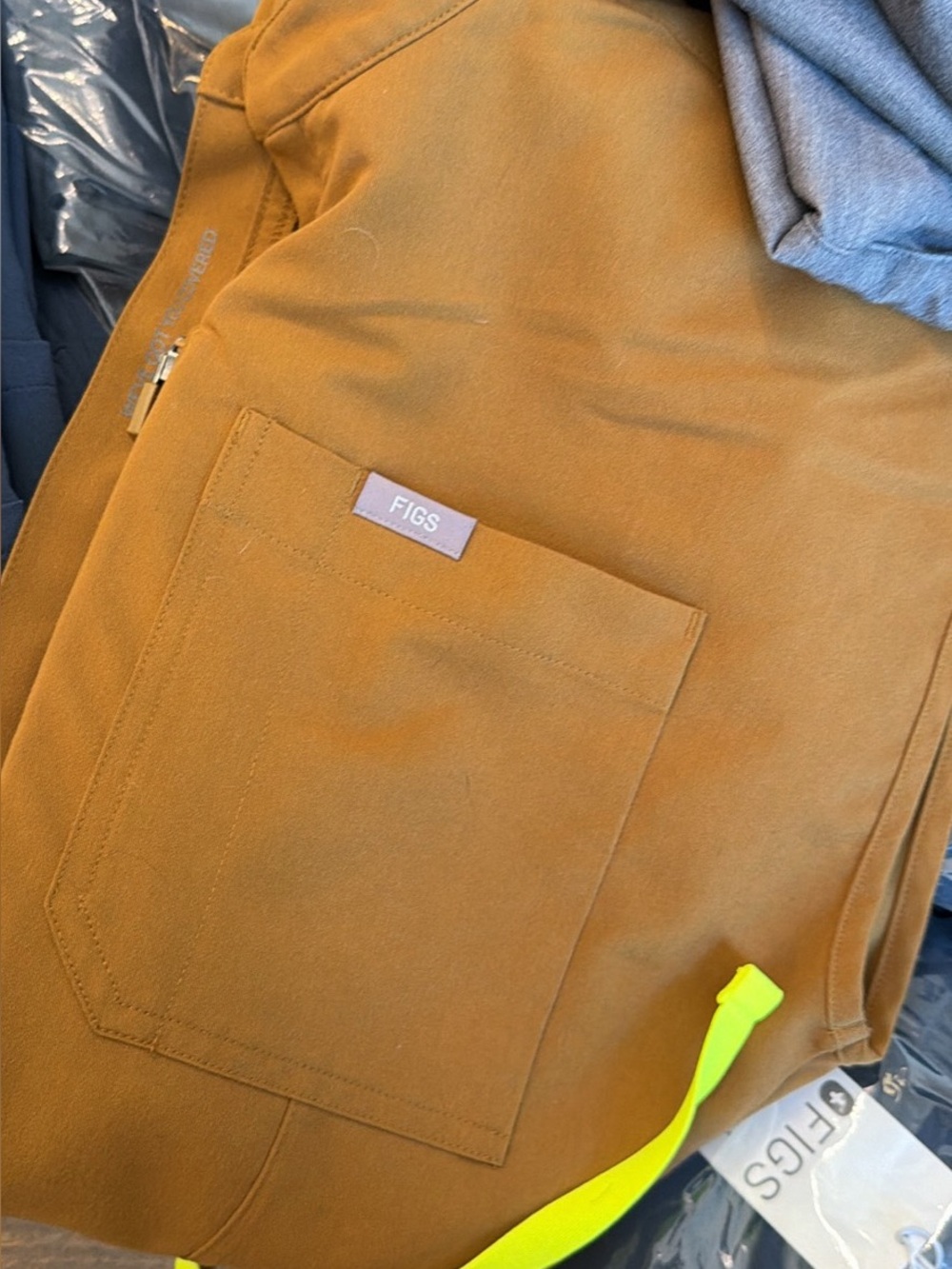 Figs - jumpsuit in Earth color - XS
